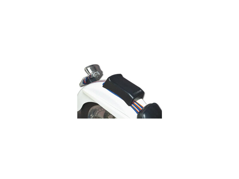 Venture Smooth Suction Cup Pillion Pad 6,5" x 8" Black Polyurethane